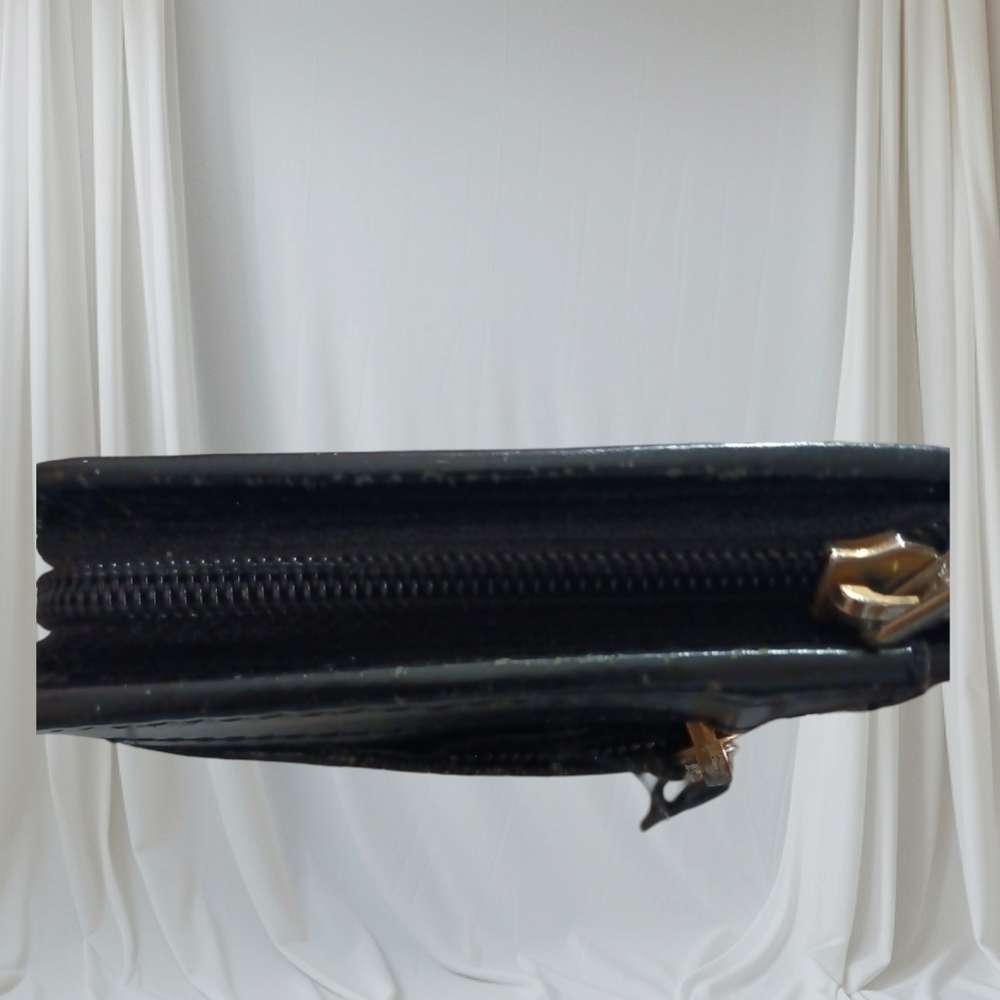 Black Faux Leather Zip Around Y2K Wallet - Picture 7 of 17